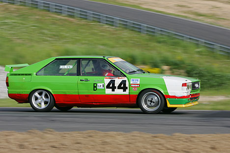 Gaude Edland i en ældre Audi
(Foto: Anders Molin - Nimo Foto)